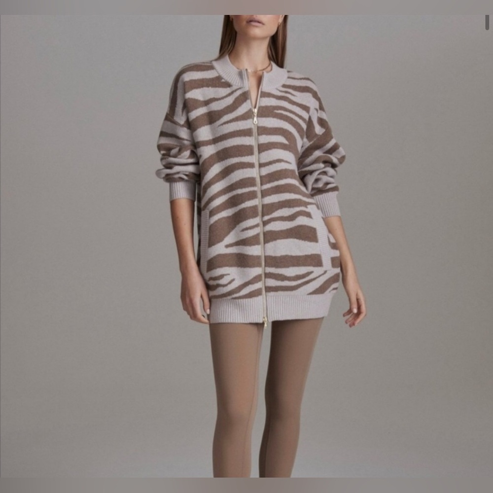 Varley  Zip up zebra striped cardigan sweater